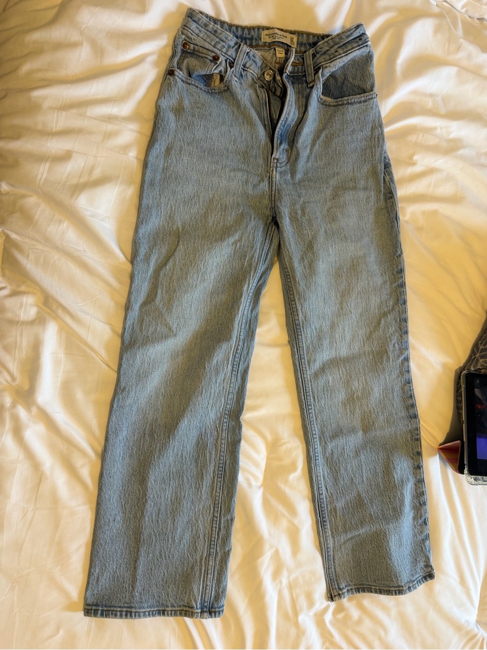 Abercrombie & Fitch 90s Relaxed High Rise Jeans – Curve Love – Size 24 XShort
